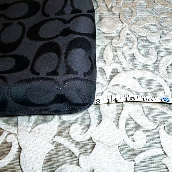 Authentic Coach Signature Jacquard Poppy black shoulder bag - Picture 8 of 17